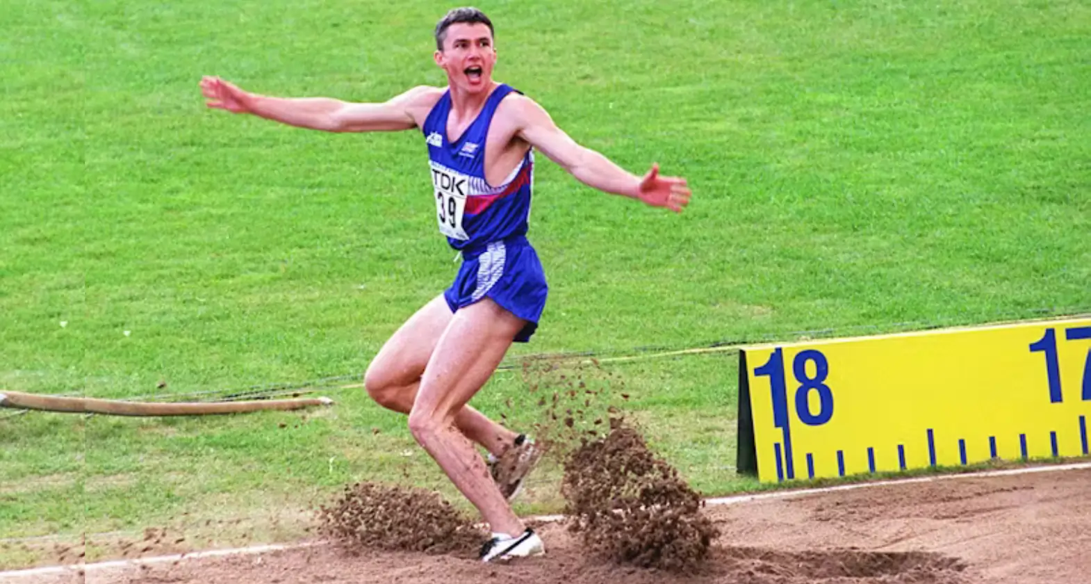 jonathan edwards triple jump