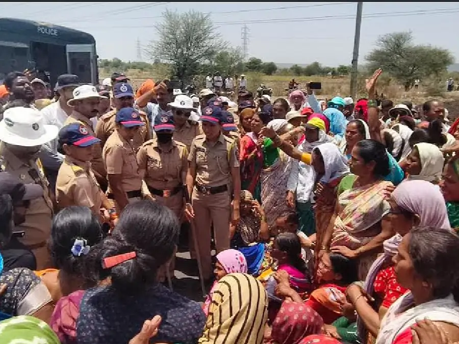 purandar airport farmers protest