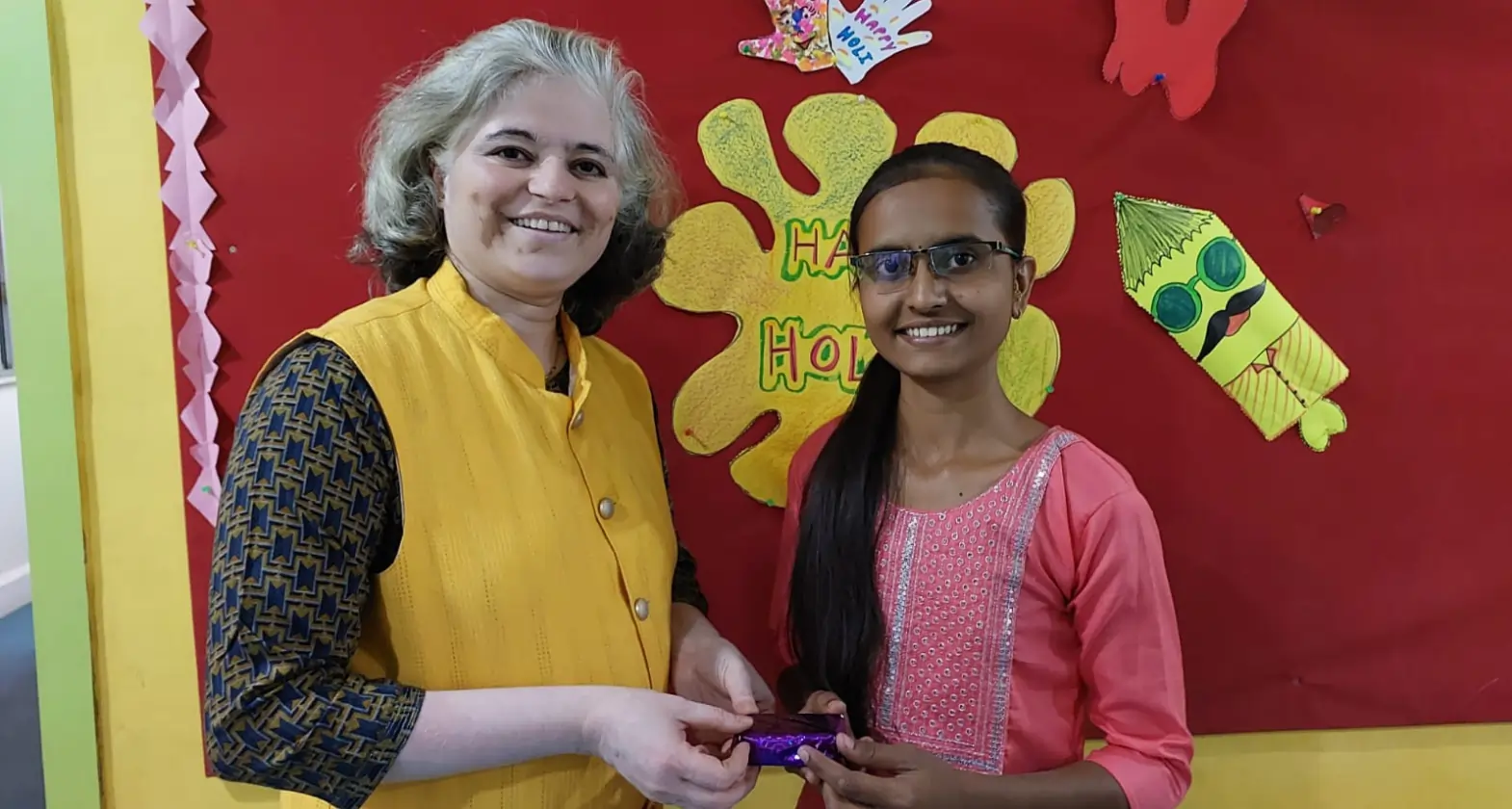 vaishali shinde header